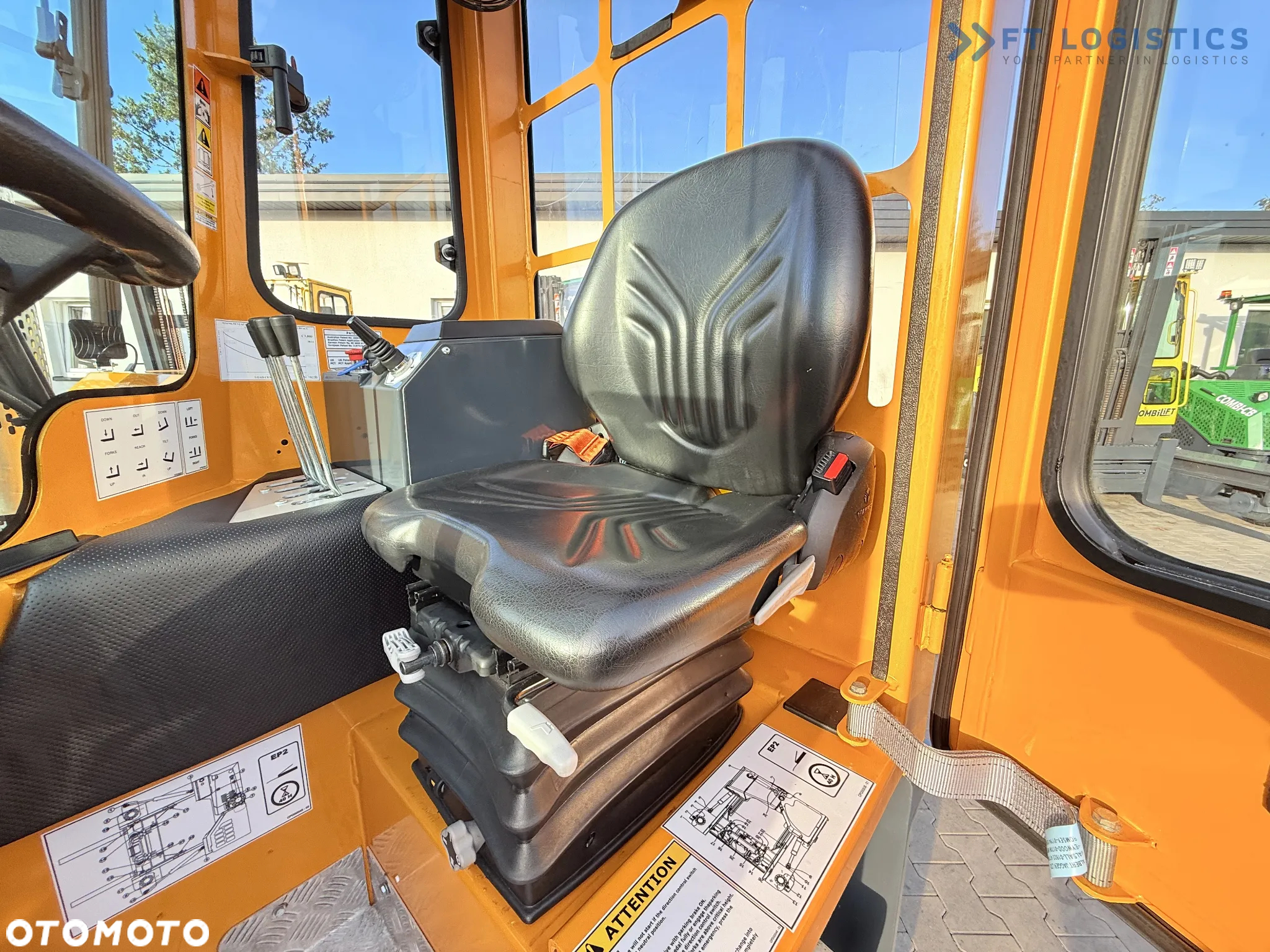 Combilift WÓZEK CZTEROKIERUNKOWY - WIELOKIERUNKOWY C3000 / GAZ/ DUPLEX 4500MM /JEDYNE 3096 MOTOGODZIN /  PRZESUW WIDEŁ / PEŁNA KABINA / STAN IDEALNY / Szeroka oferta wózków czterokierunkowych i bocznych, dopasowanych do różnorodnych potrzeb i zastosowań - 13