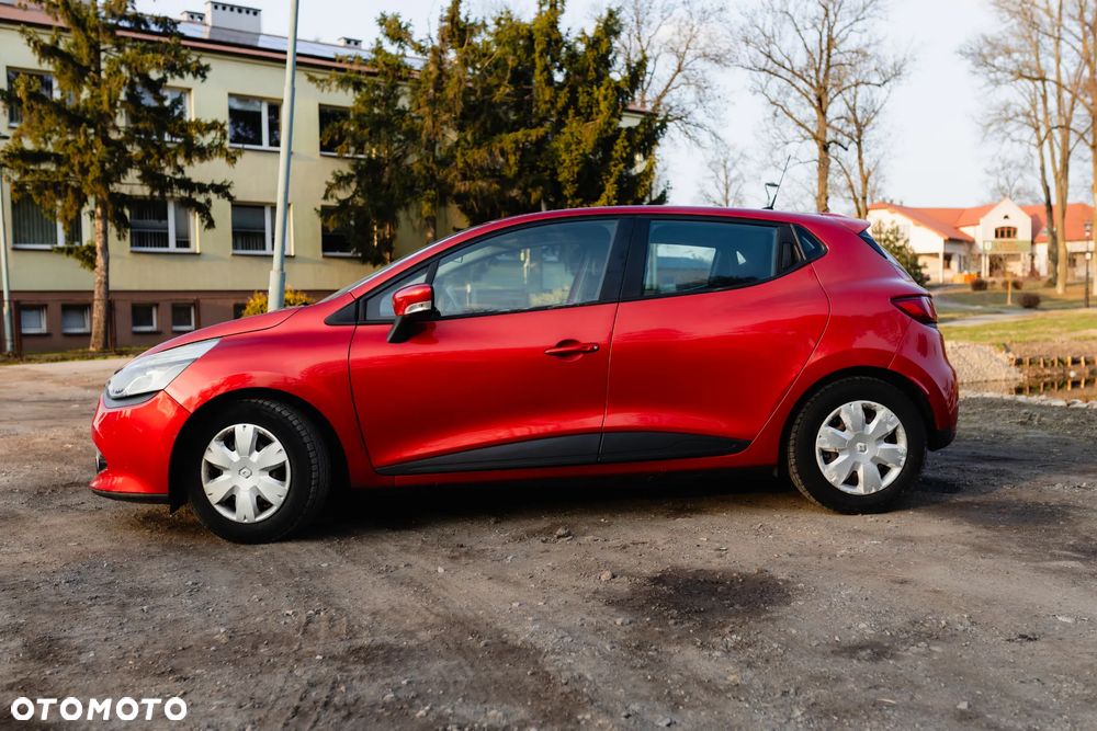 Renault Clio 1.2 16V Life - 6