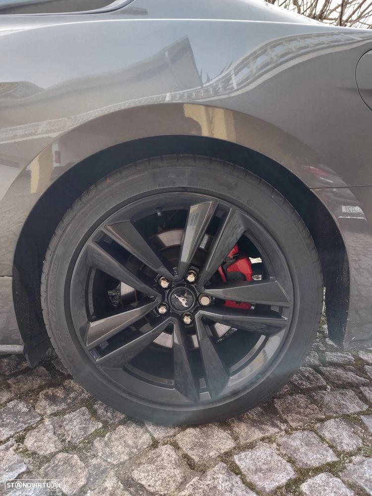 Ford Mustang 2.3 Eco Boost - 6