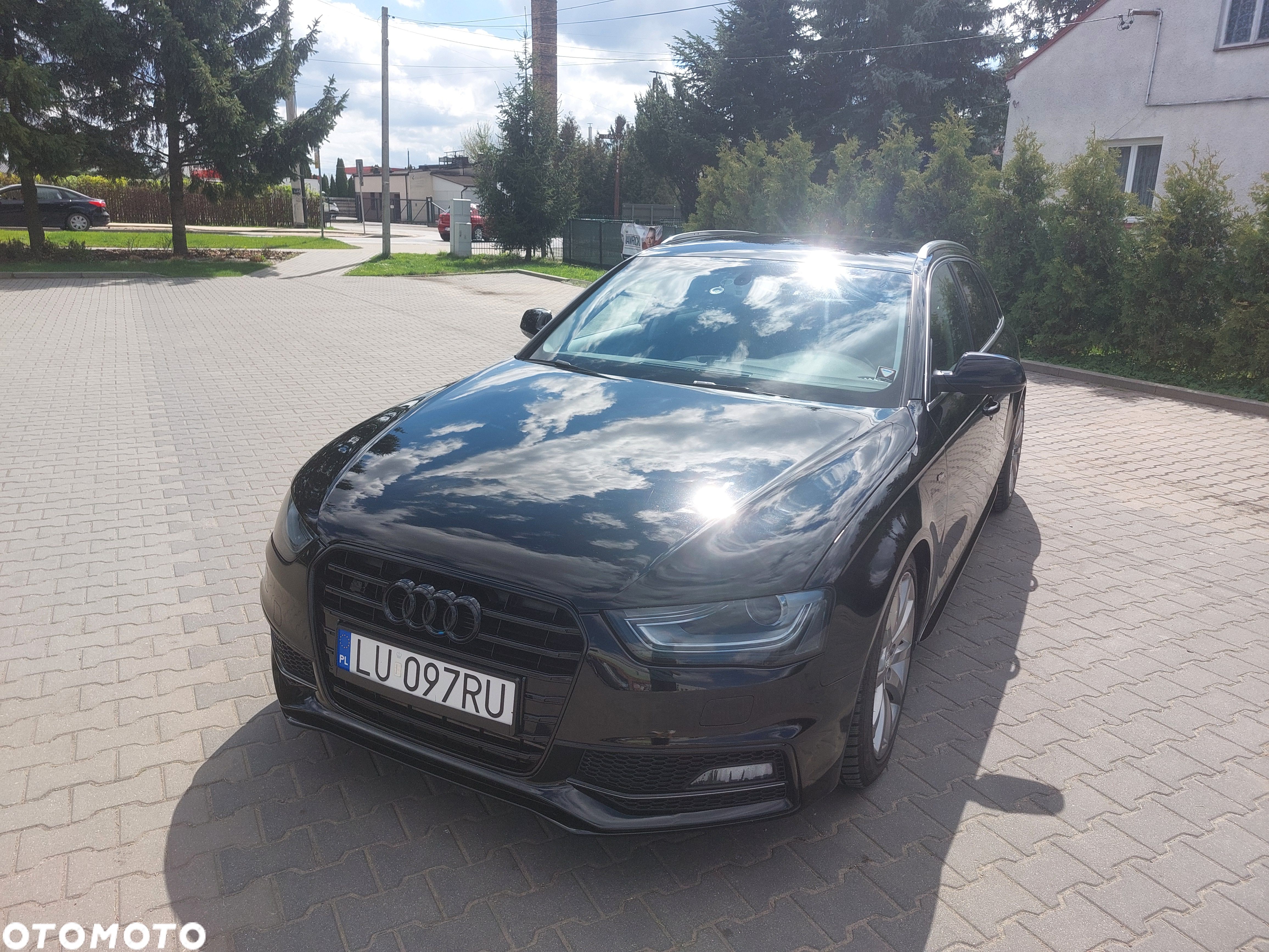 Audi A4 - 1