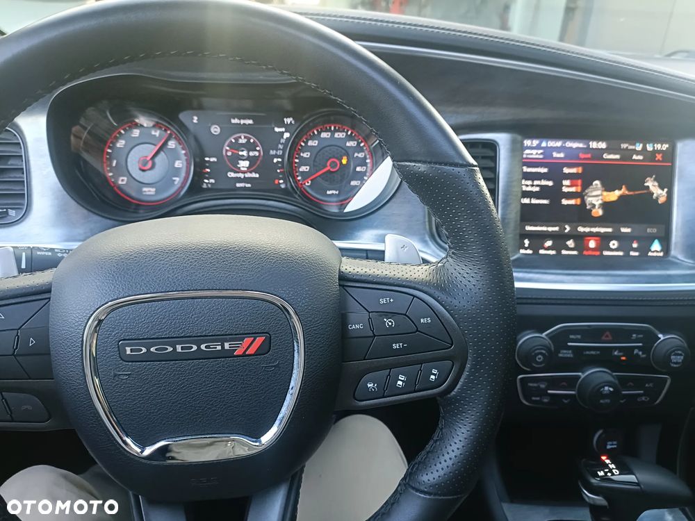 Dodge Charger Automatik SRT 392 - 14