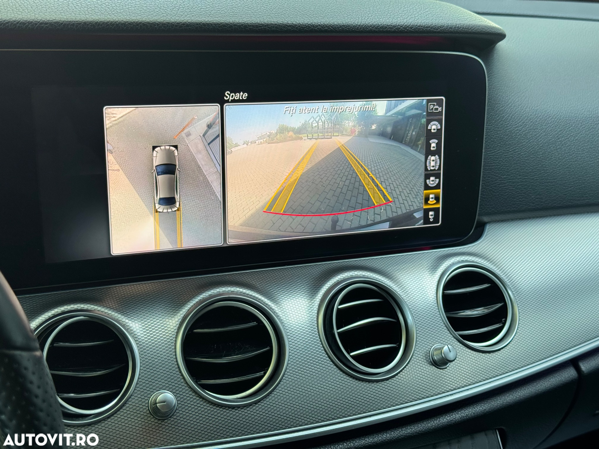 Mercedes-Benz E 220 d 9G-TRONIC AMG Line - 13