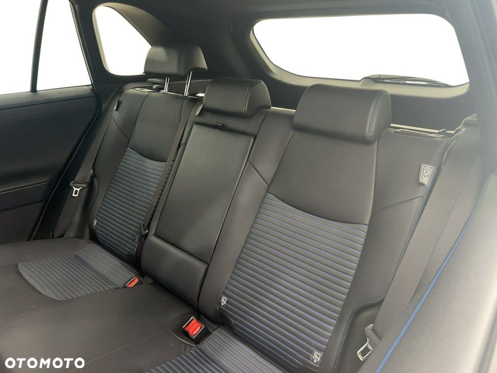 Toyota RAV4 - 12