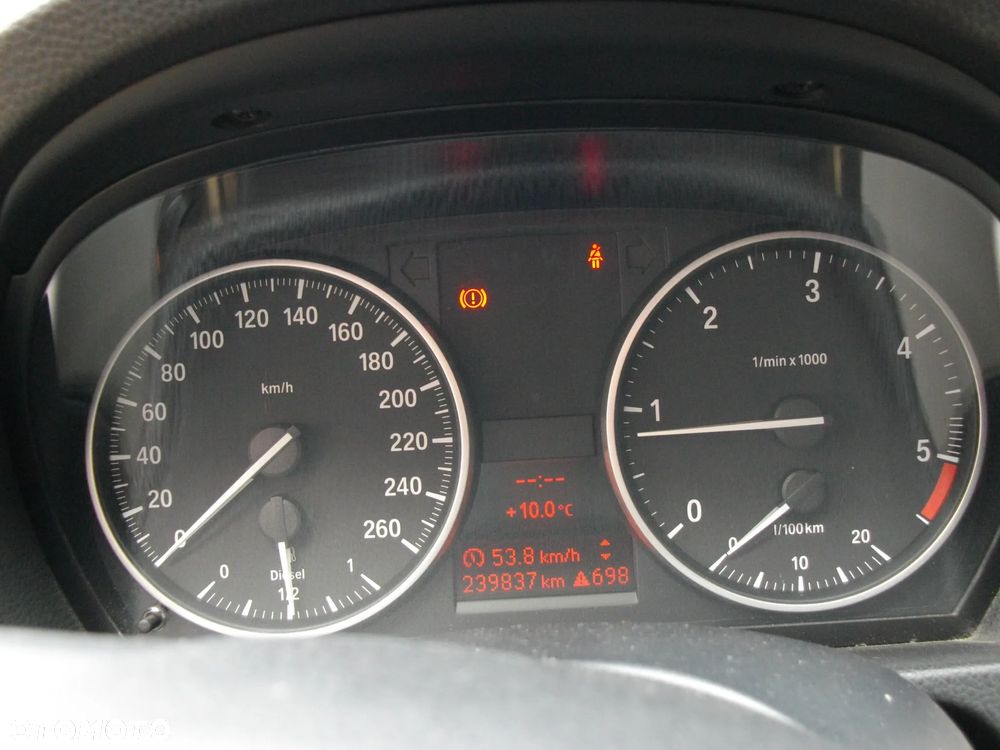 BMW Seria 3 320d xDrive DPF - 7