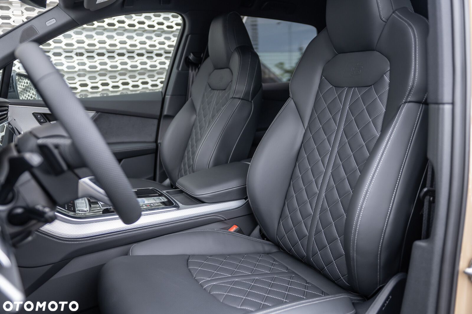 Audi Q7 - 9