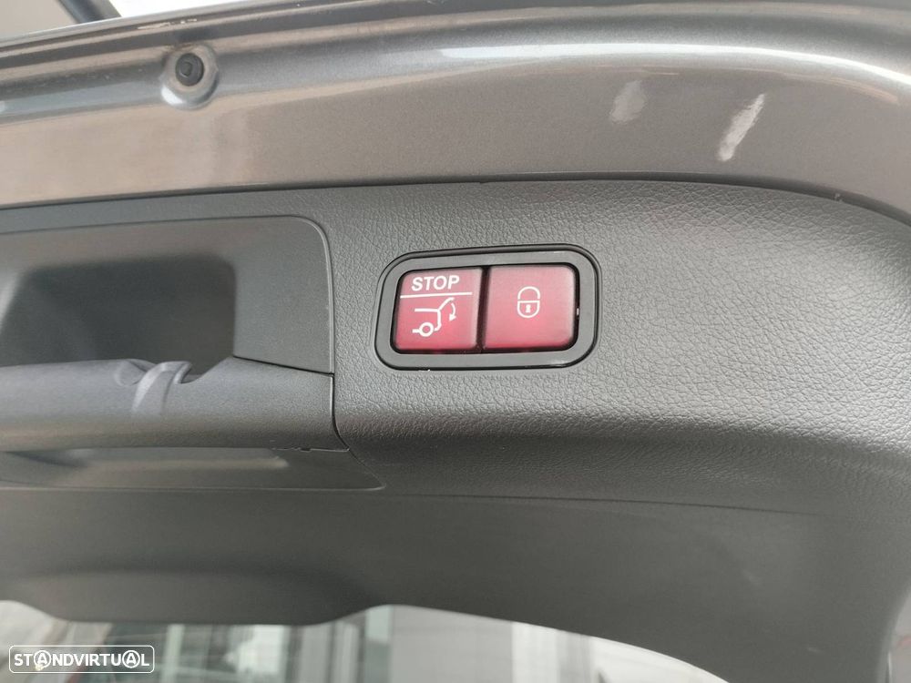 Mercedes-Benz GLA 250 e 8G-DCT AMG Line Advanced Plus - 6