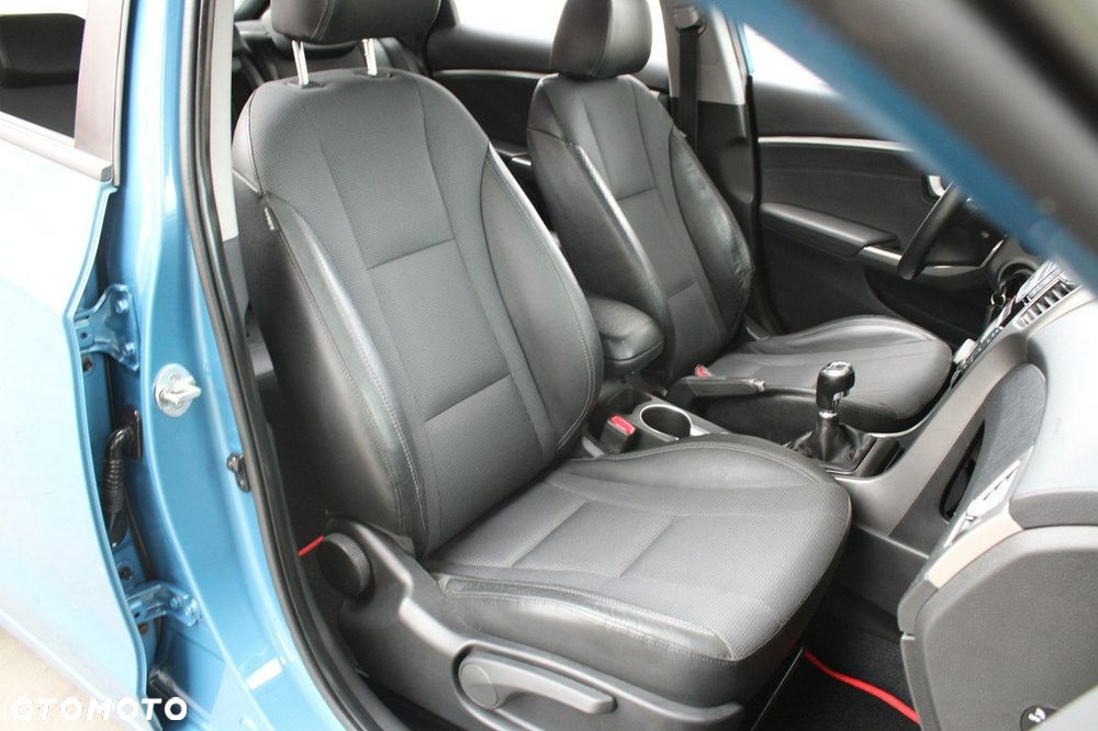 Hyundai i30 1.4 Premium - 9