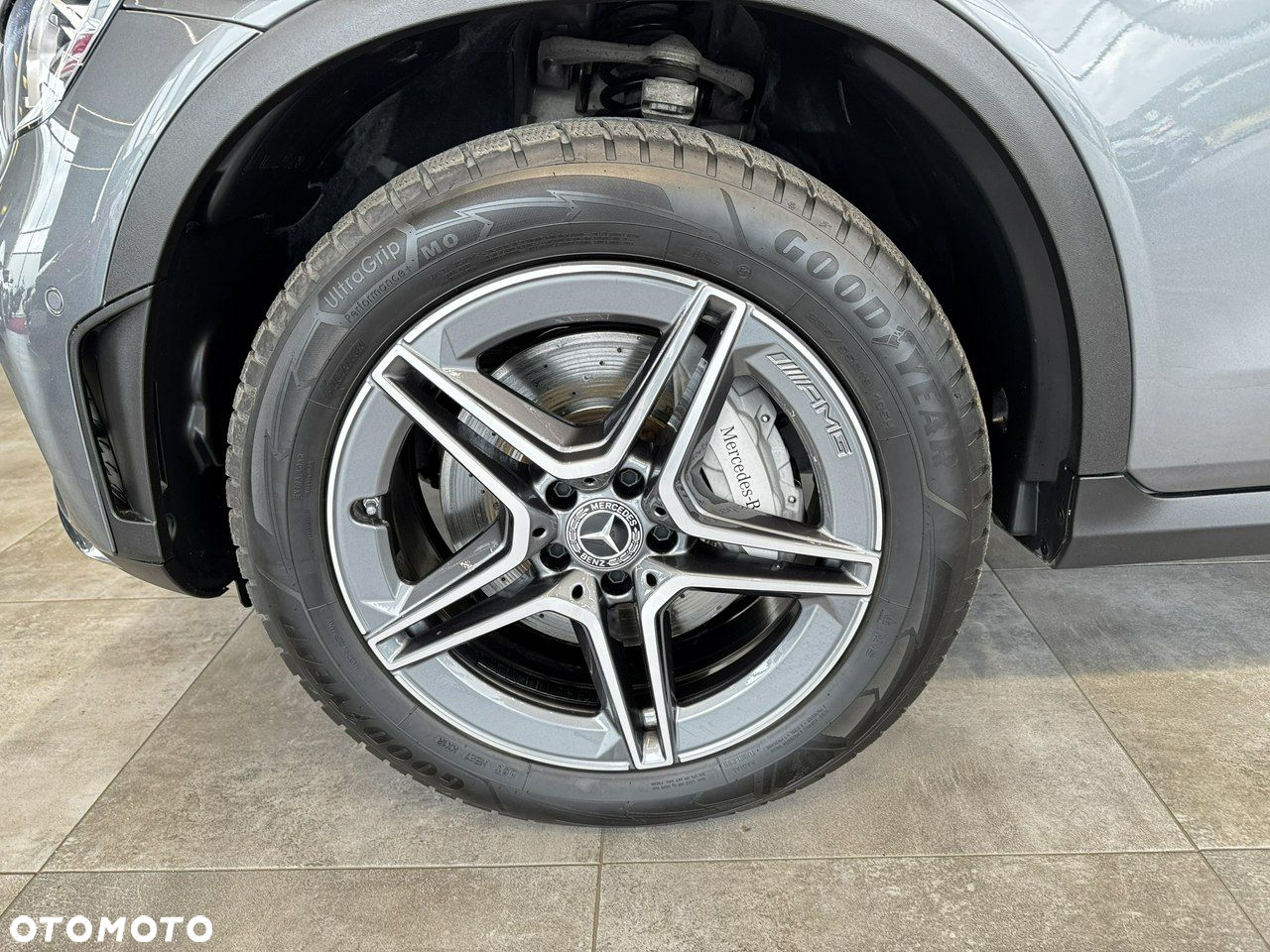 Mercedes-Benz GLC - 11