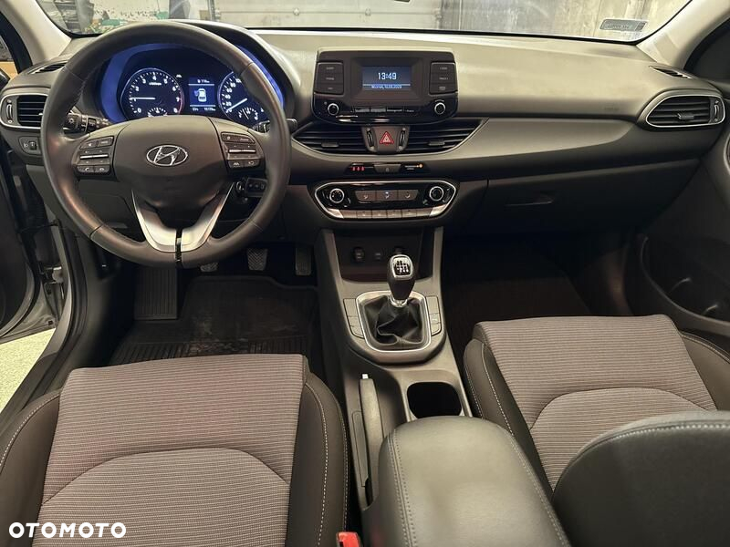 Hyundai i30 1.5 DPI Modern - 21