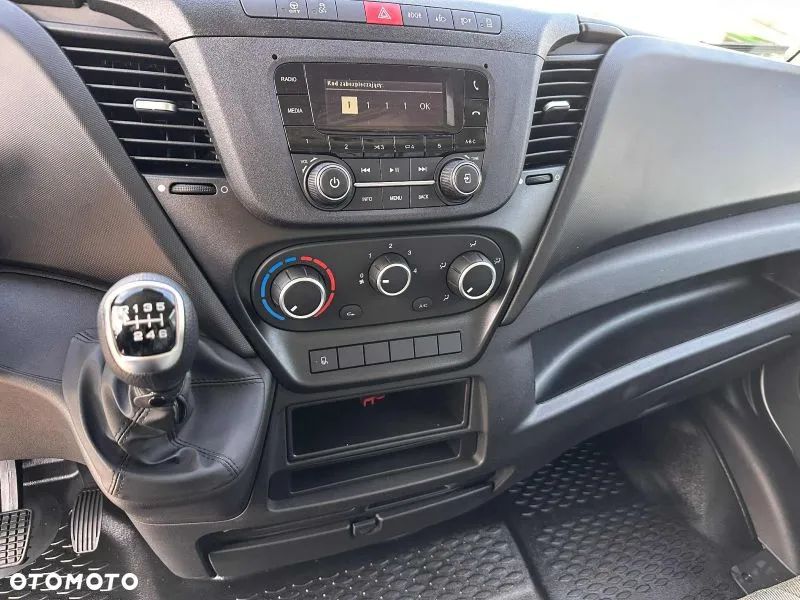 Iveco 35C16 rama wywrotka skrzynia HDS plandeka żuraw - 11