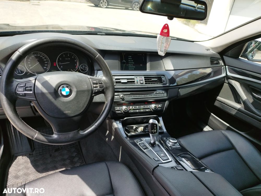 BMW Seria 5 535i xDrive AT - 9