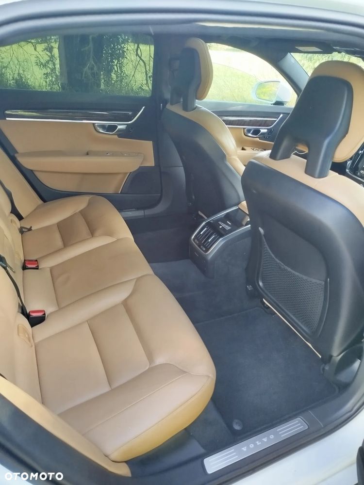 Volvo S90 T5 Momentum - 9