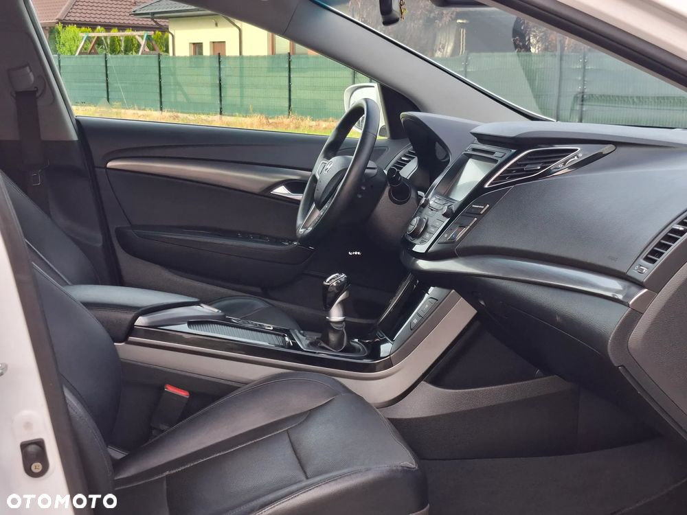 Hyundai i40 Kombi blue 1.7 CRDi Premium - 13
