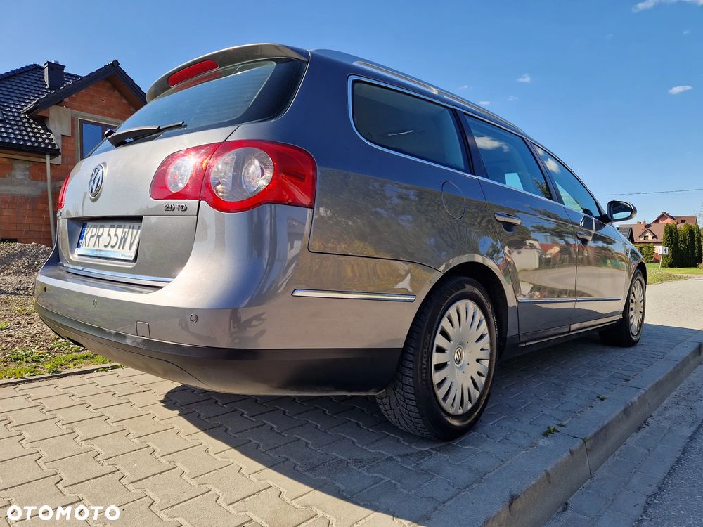 Volkswagen Passat 2.0 TDI DPF Highline - 7