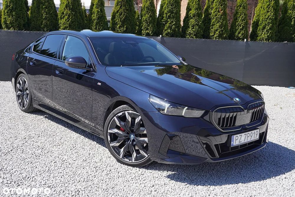 BMW Seria 5 520d xDrive - 5