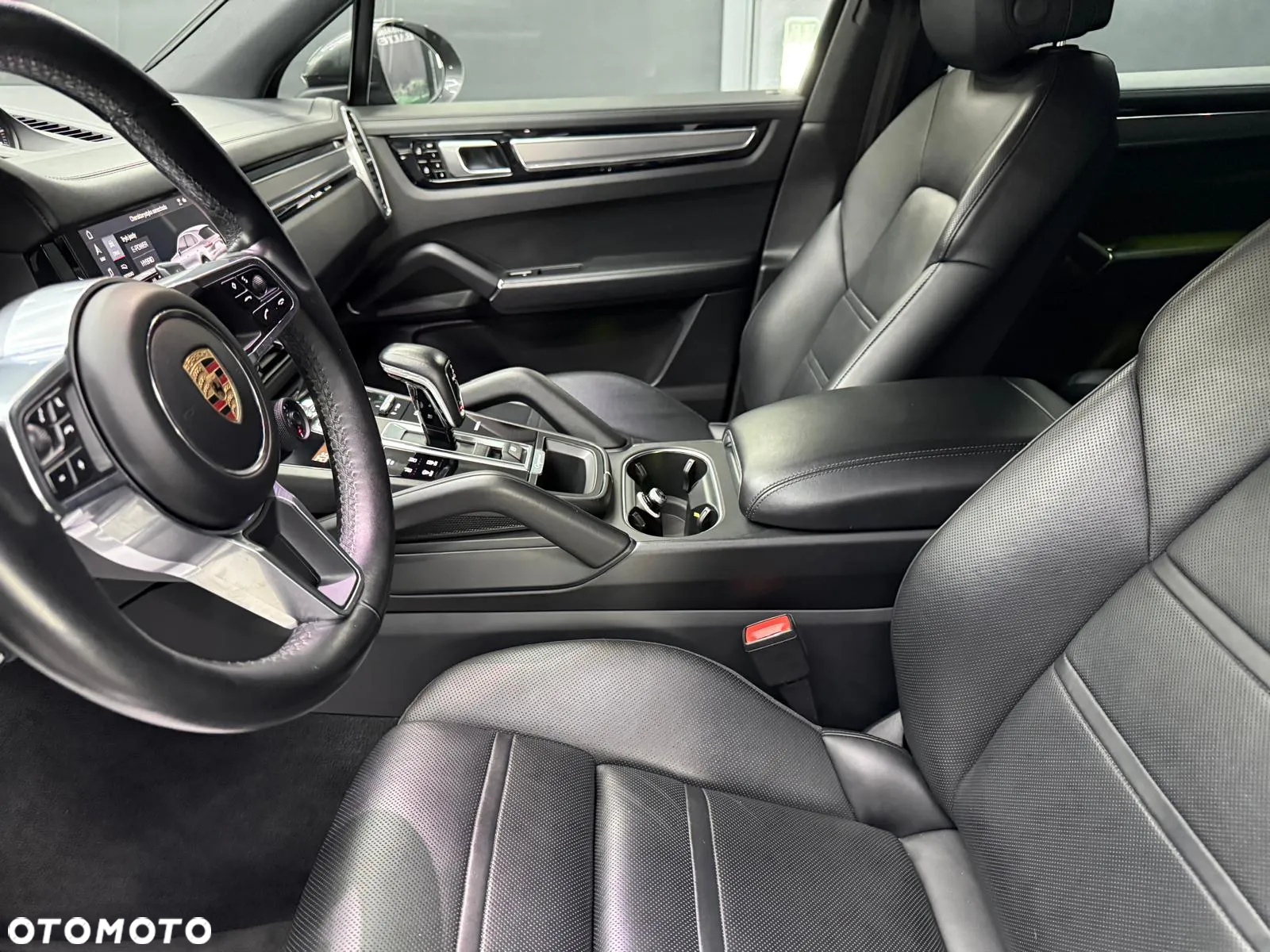 Porsche Cayenne E-Hybrid Platinum Edition - 29