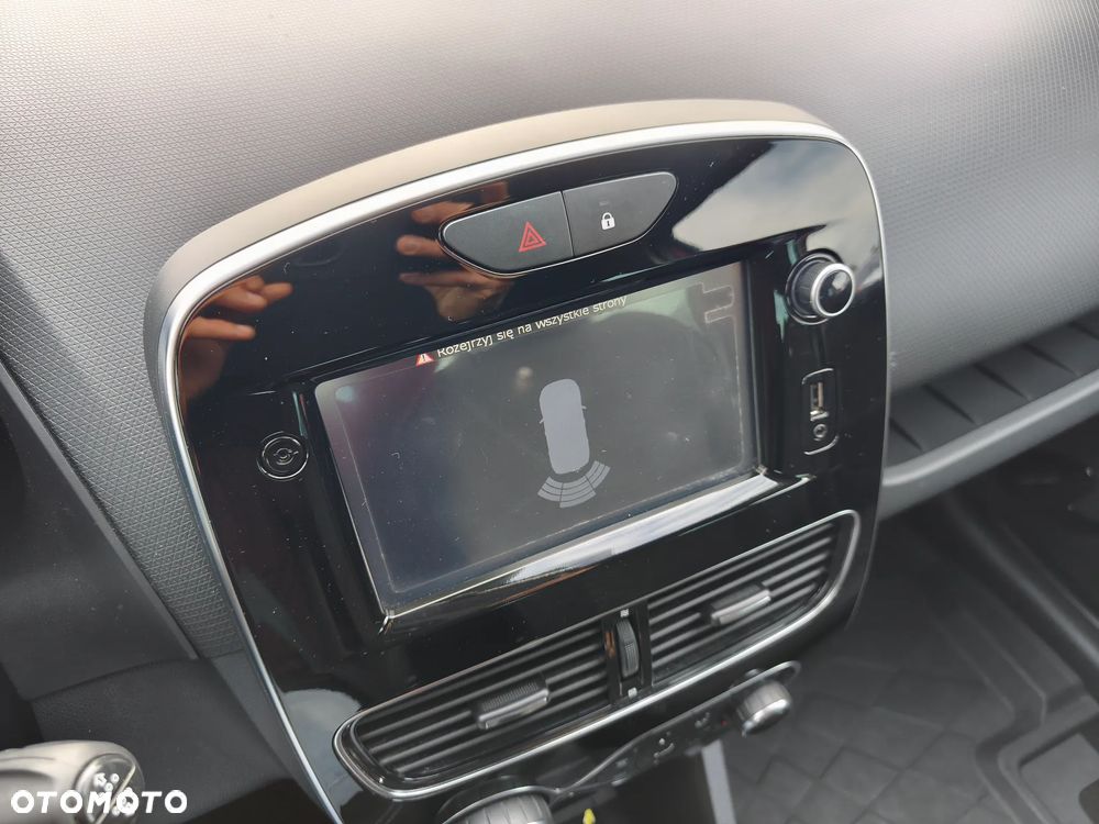 Renault Clio 0.9 TCe Limited - 19