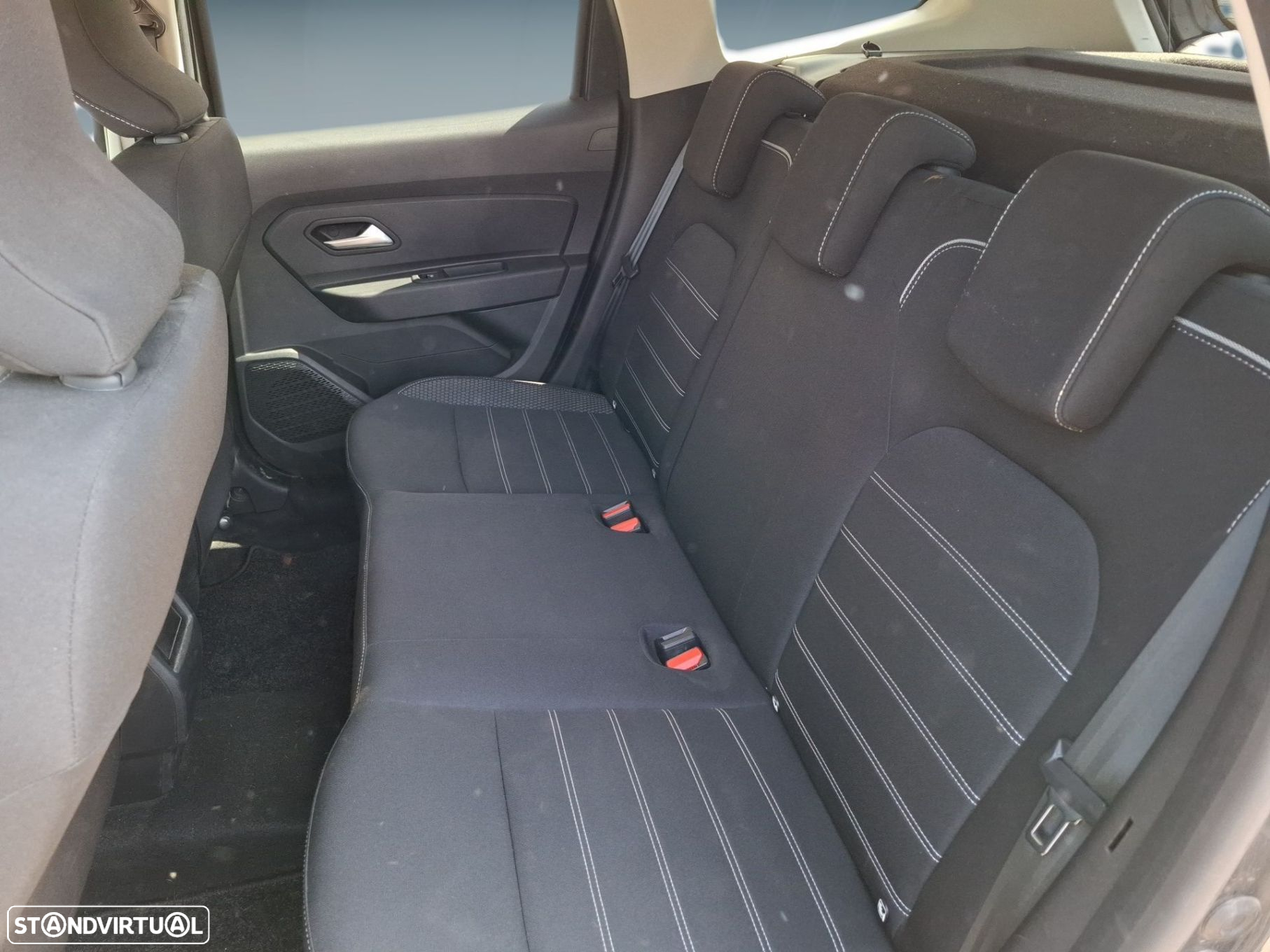 Dacia Duster 1.3 TCe Prestige - 14