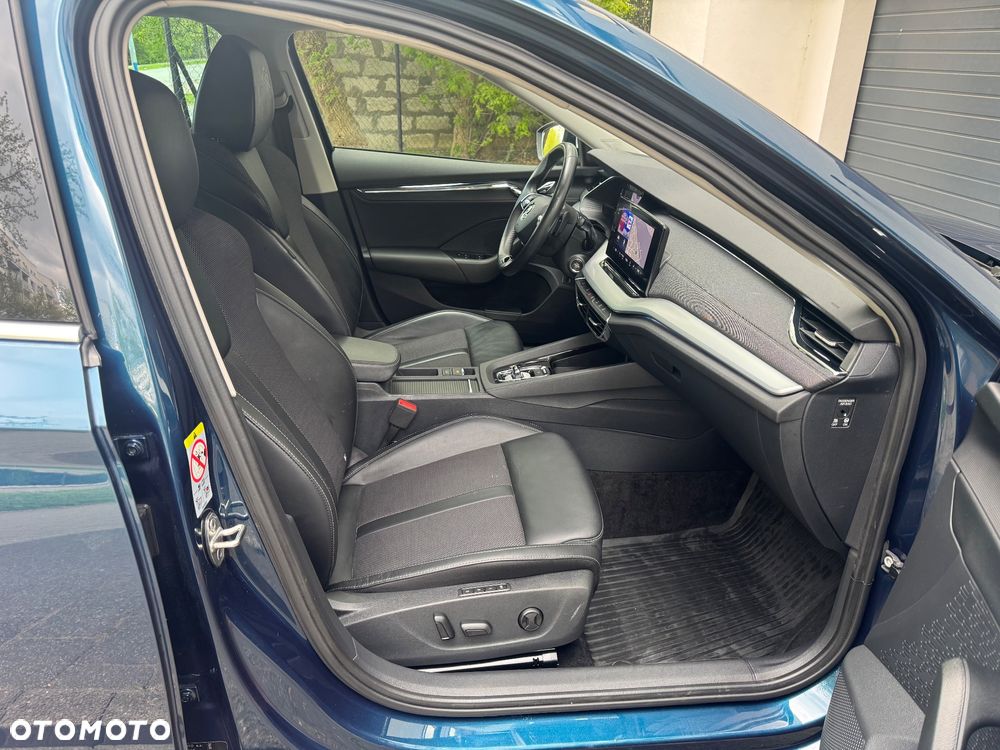 Skoda Octavia 2.0 TDI DSG 4x4 Style - 9