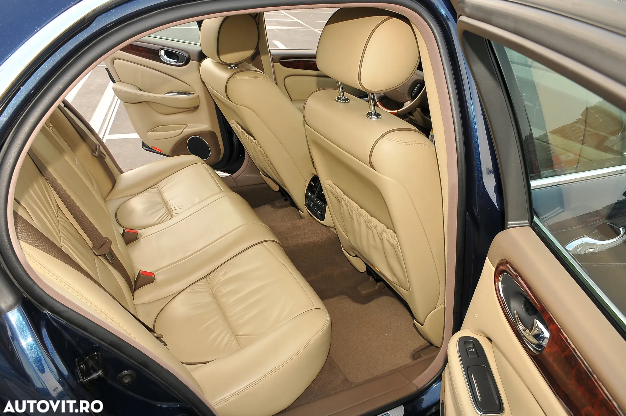 Jaguar XJ XJ6 2.7 Twin Turbo Diesel (LWB) Sovereign Last Edition - 16