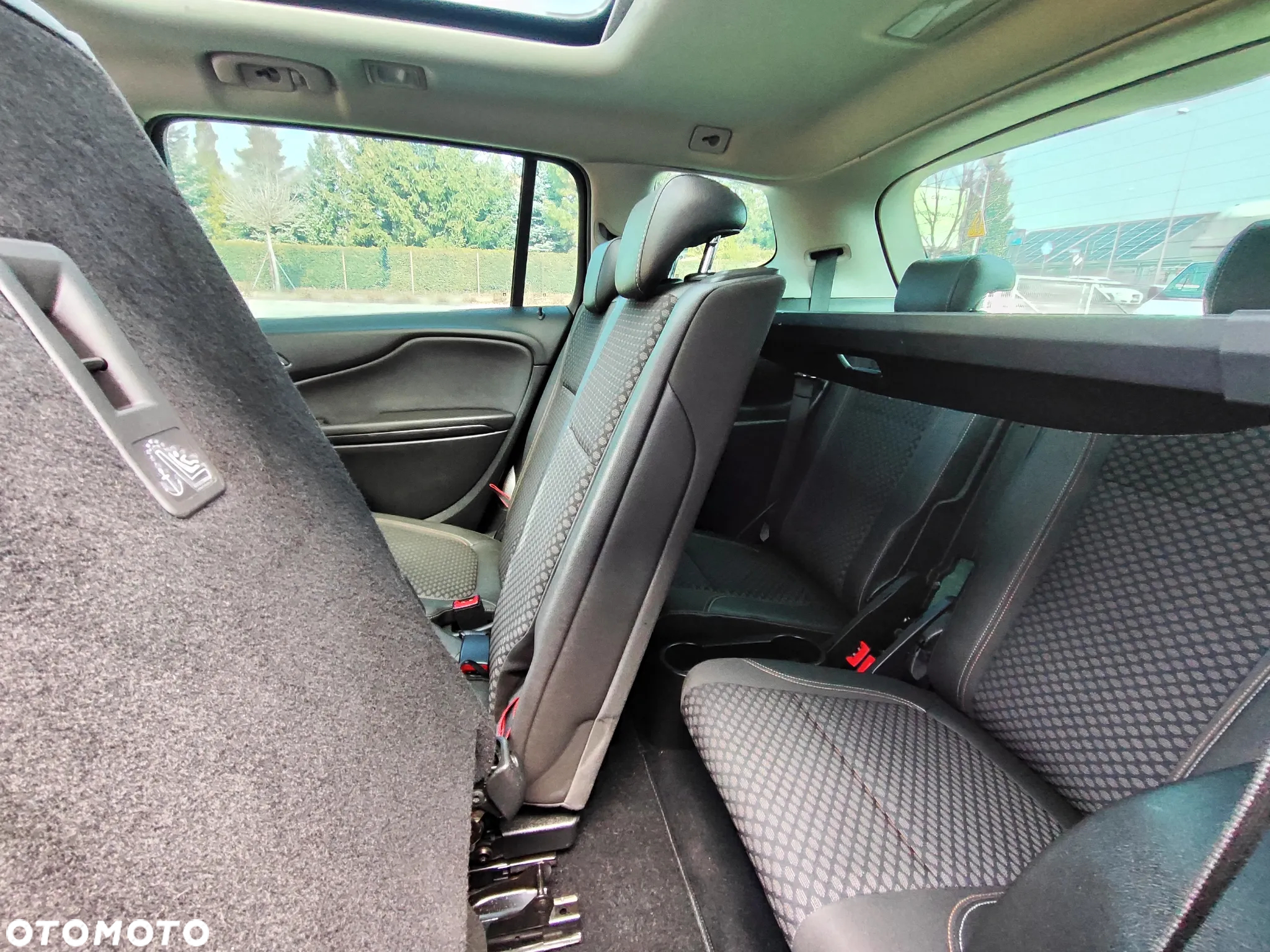 Opel Zafira Tourer 1.4 Turbo Automatik Business Edition - 19
