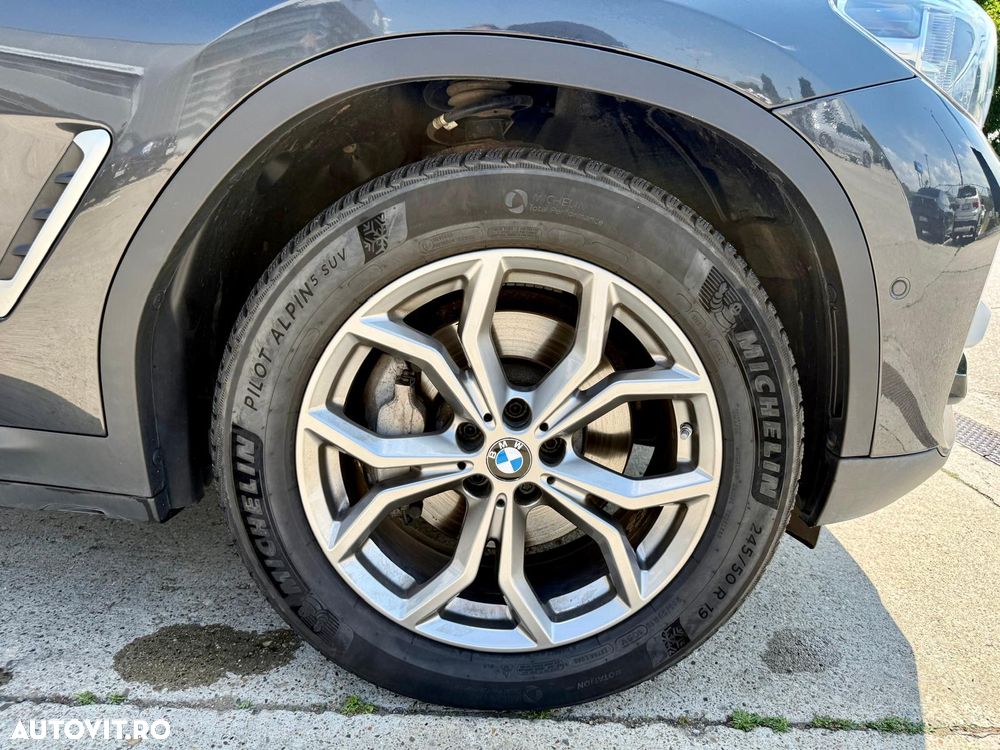 BMW X3 xDrive30i AT Luxury Line - 11