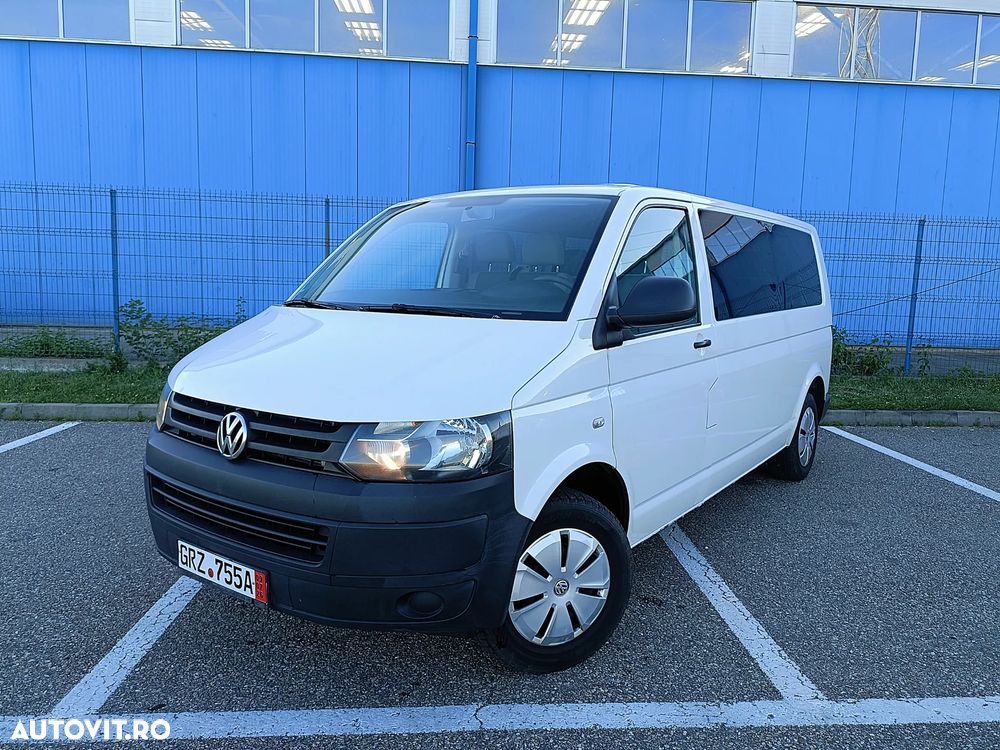 Volkswagen Transporter Caravelle Lang BMT Comfortline - 2