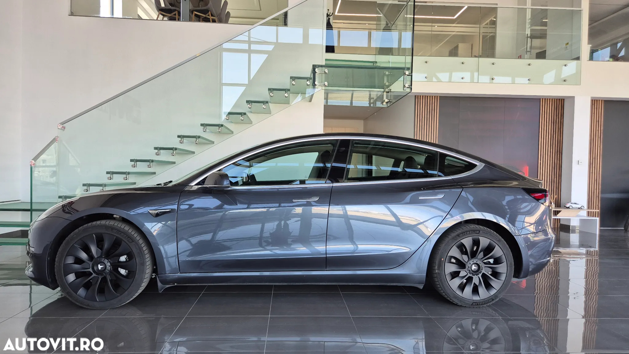Tesla Model 3 Langstreckenbatterie Allradantrieb Dual Motor - 6