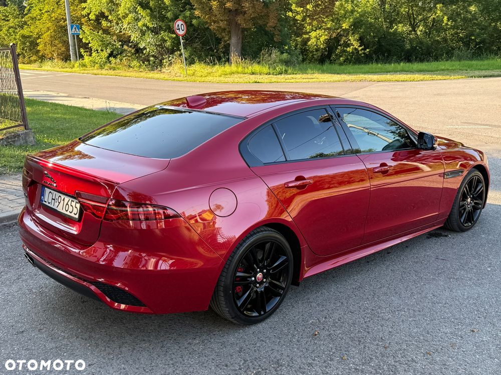 Jaguar XE - 5
