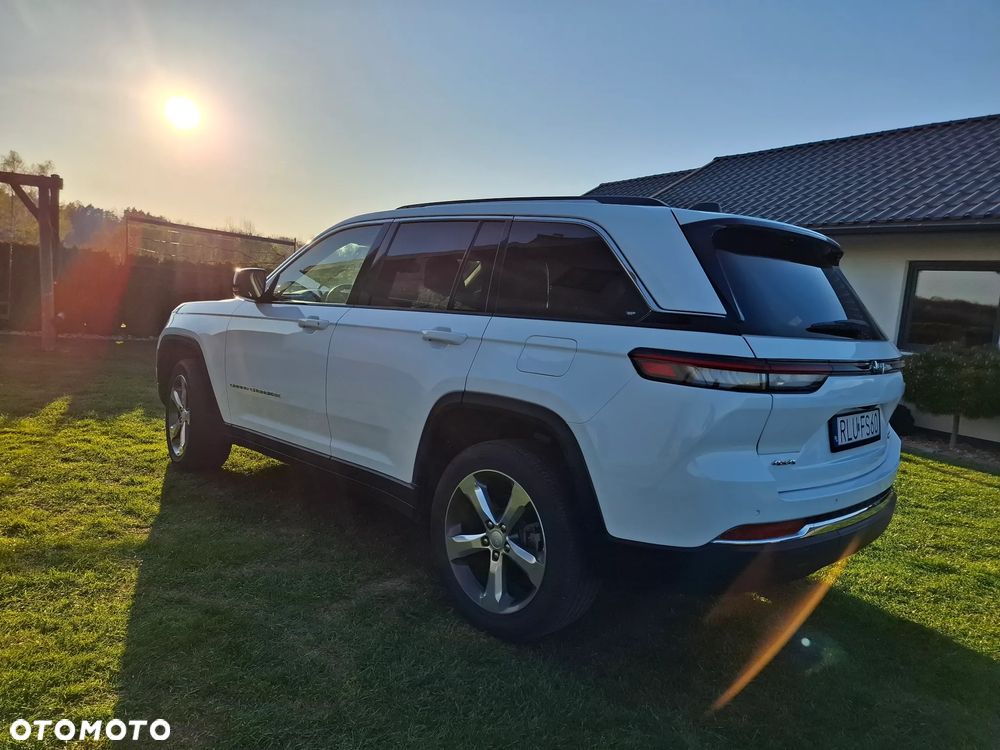 Jeep Grand Cherokee - 4