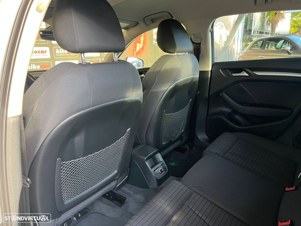 Audi A3 Sportback 1.6 TDI Sport - 41