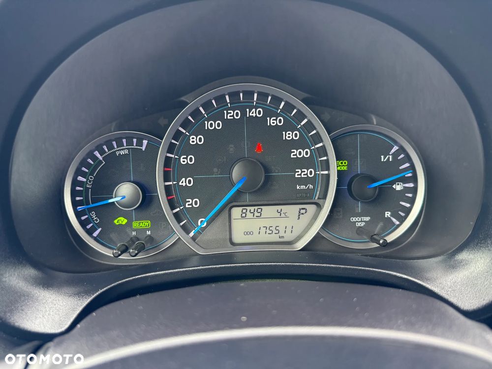 Toyota Yaris Hybrid 100 Sol - 2