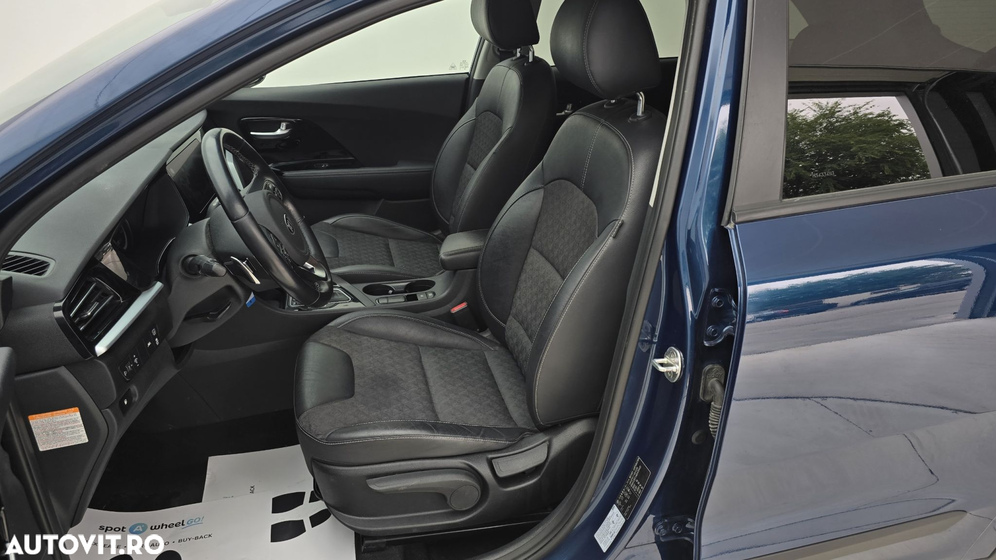 Kia Niro - 12