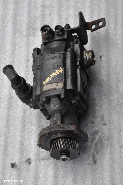 POMPA MANITOU 627 NR COM-T4 13121935A - 1