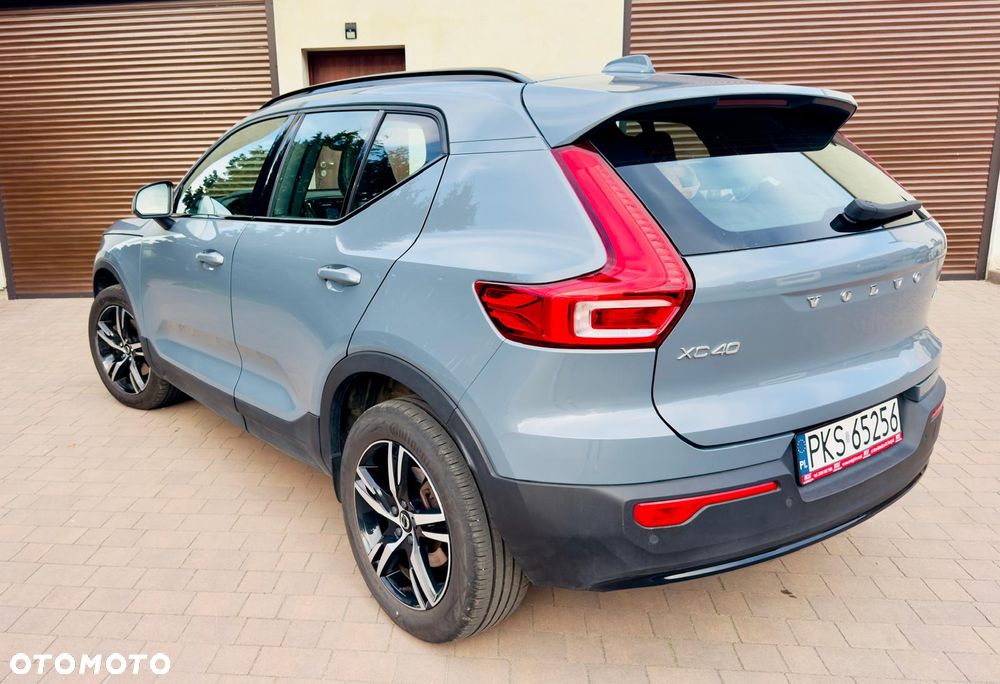 Volvo XC 40 B3 B DKG Plus Dark - 20