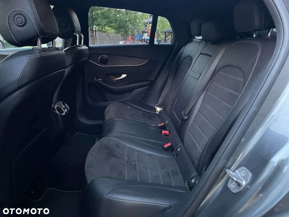 Mercedes-Benz GLC 220 d 4-Matic - 27