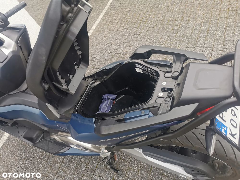 Honda NSS - 11