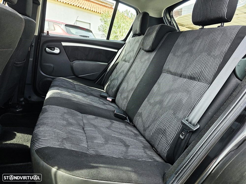 Dacia Sandero 1.2 16V Confort - 11