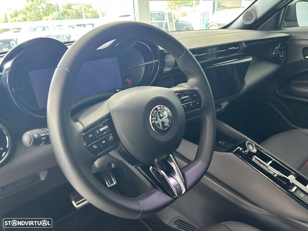 Alfa Romeo Junior Elletrica 50 kWh - 12