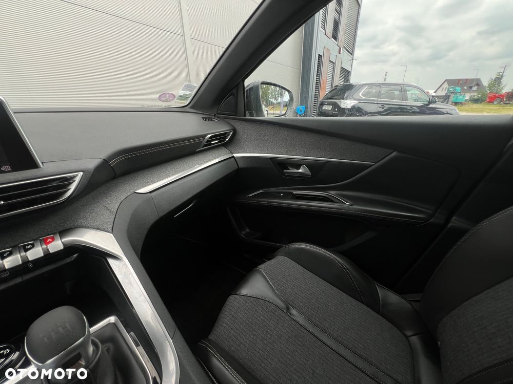 Peugeot 3008 - 26