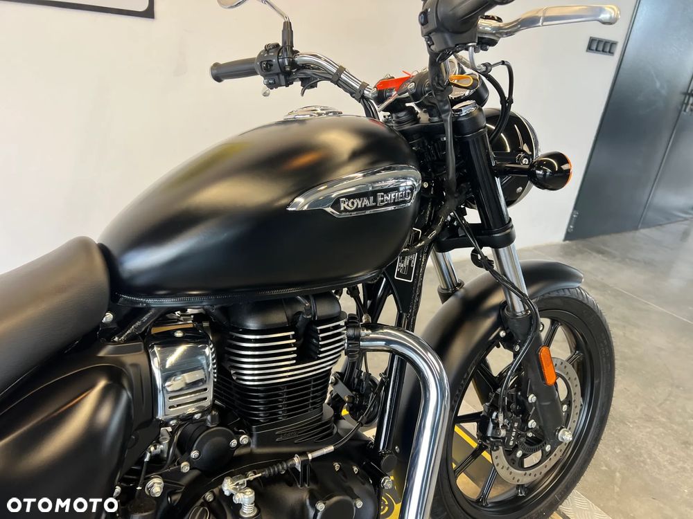 Royal Enfield Meteor - 27