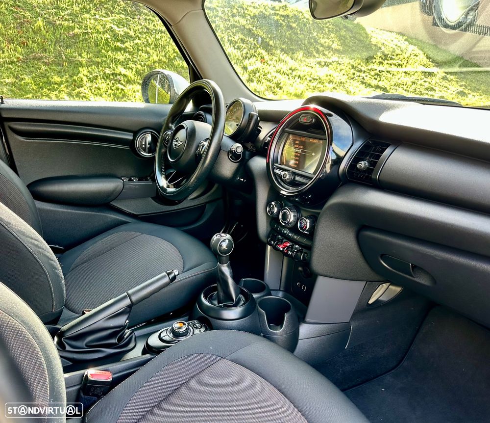 MINI 5 Portas One D - 39