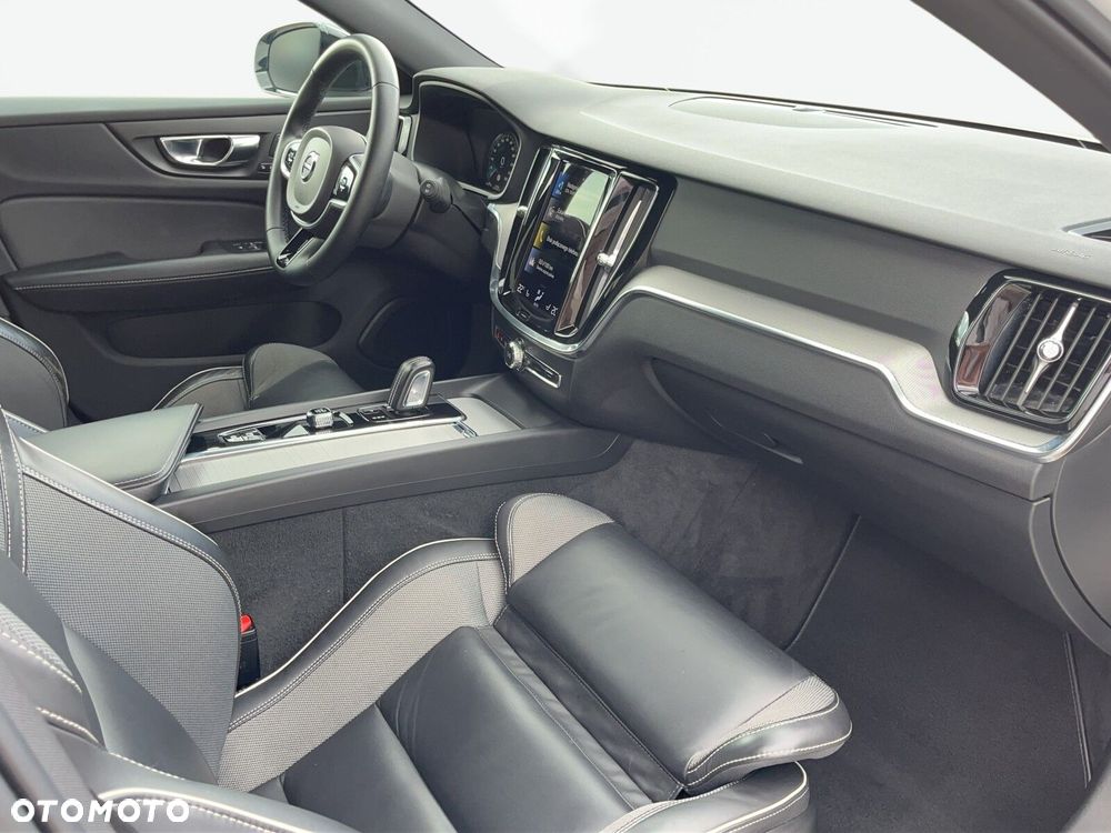 Volvo V60 - 22