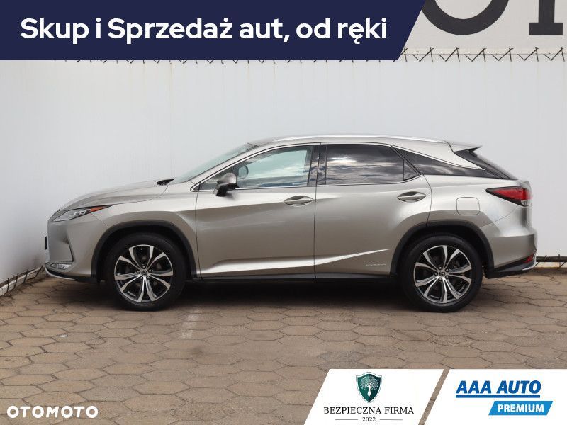 Lexus RX - 4