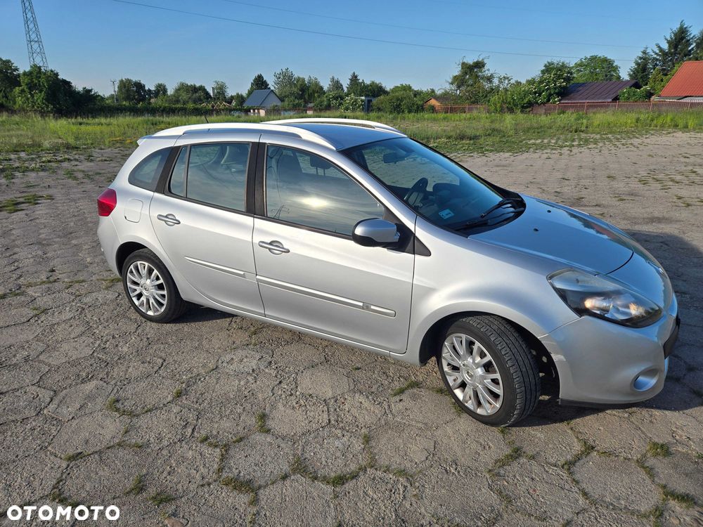 Renault Clio - 1
