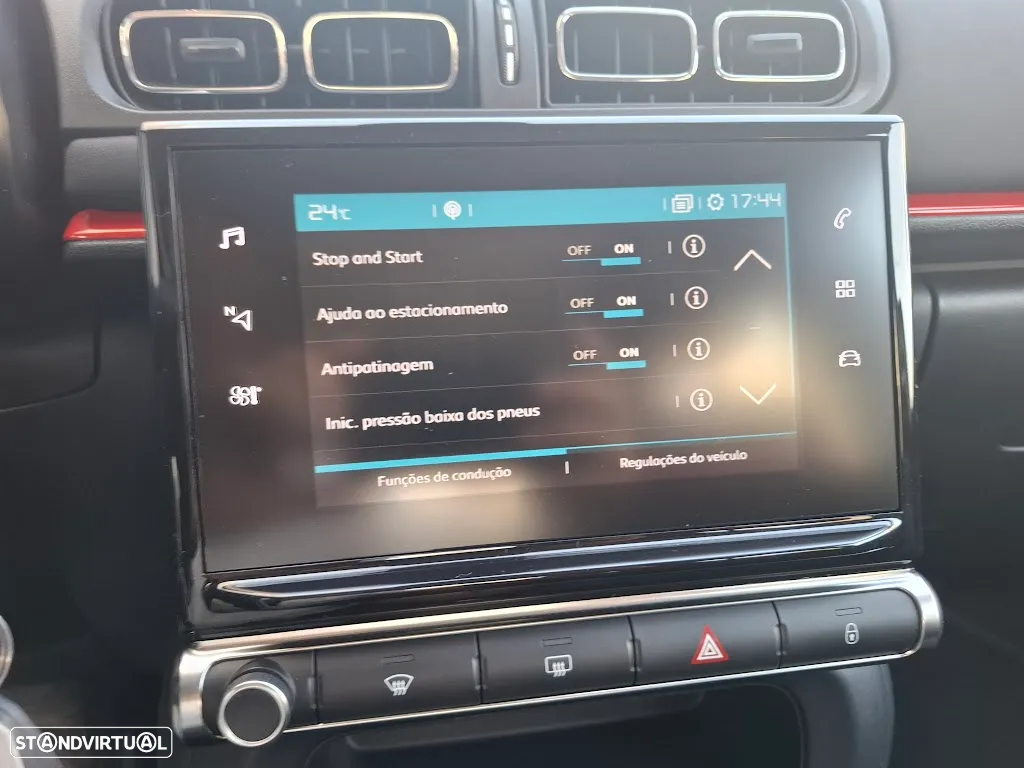 Citroën C3 1.2 PureTech Shine EAT6 - 16