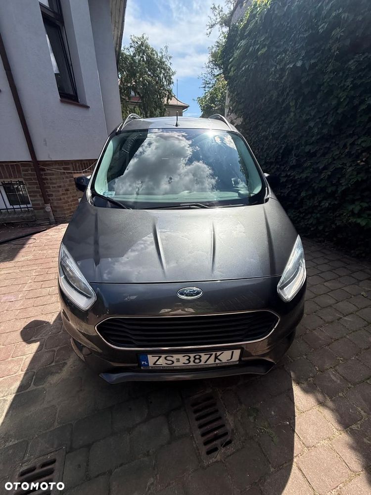 Ford Tourneo Courier 1.0 EcoBoost Titanium - 4