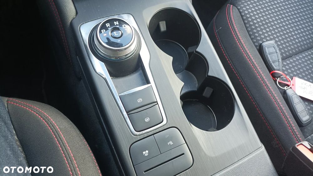 Ford Kuga 2.5 FHEV FWD ST-Line - 32