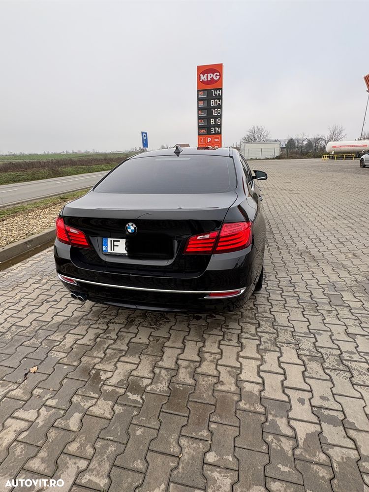 BMW Seria 5 520d - 4