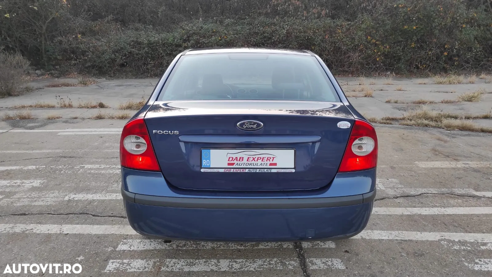 Ford Focus 1.6i Trend - 8